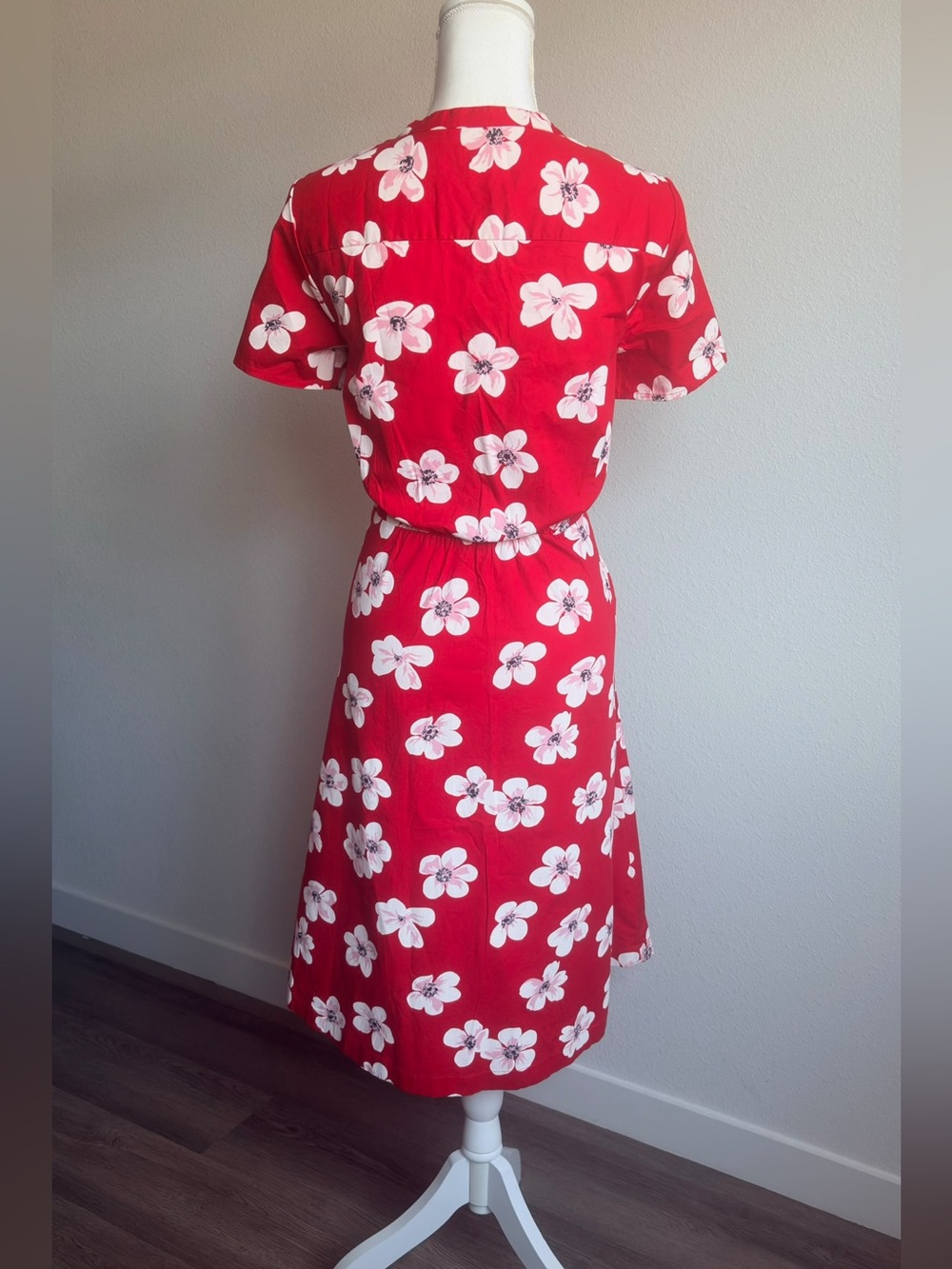 NWT J.Crew Red Floral Fit & Flare Midi Dress with Pockets Size 8 - Picture 3 of 6